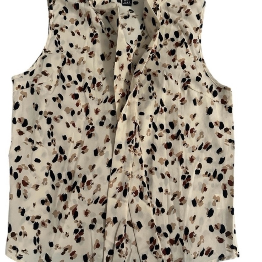 SHEIN Beige and Black Patterned Blouse Size M - Picture 5 of 6
